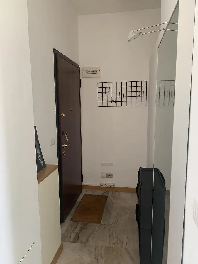 Monolocale Con Vista Su Milano Daire