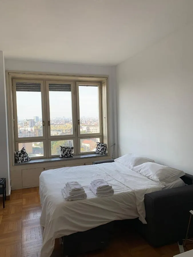 Monolocale Con Vista Su Milano Daire 0*,